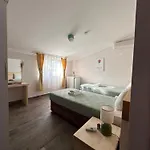 Mavi Lotus B&B 3*