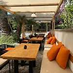 Mavi Lotus B&B