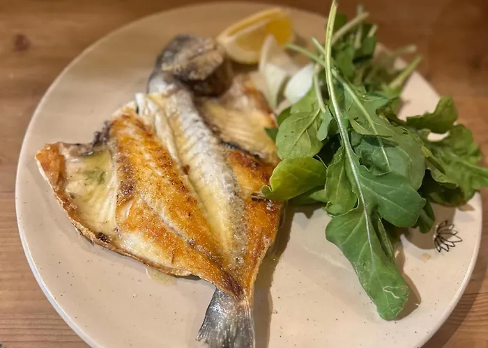 Mavi Lotus Bed & Breakfast 3*