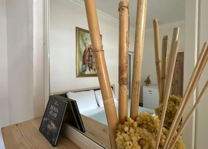 Mavi Lotus Bed & Breakfast 3*